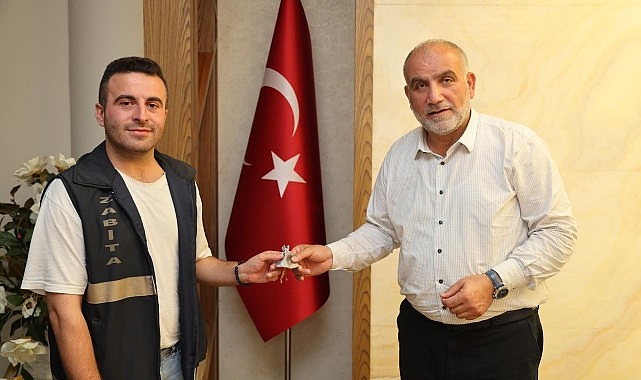 Başkan İbrahim Sandıkçı'dan Kahraman Zabıtalara Ödül