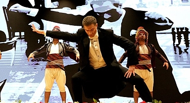 Beylikdüzü'nde Cumhuriyet resepsiyonu düzenlendi.