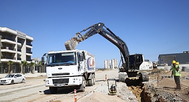 Büyükşehir'den Aksu'da 185 milyonluk altyapı çalışması