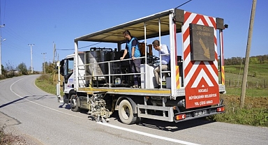 Büyükşehir'den İzmit'te 13 bin metre yol çizgisi