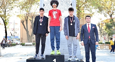 Cumhuriyet coşkusu Mudanya'yı sardı.