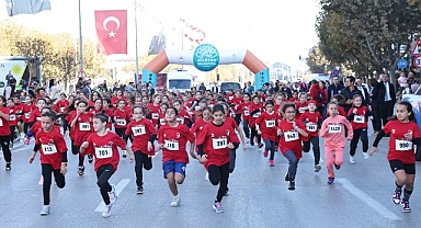 “Cumhuriyet Koşusu” ile bayram coşkusu başladı