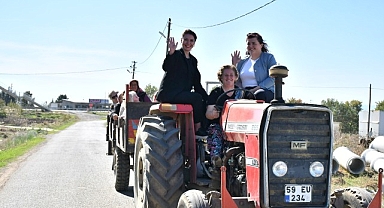 Dünya Kadın Çiftçiler Günü'nde Ahi Evren Mahallesi'nde anlamlı buluşma.