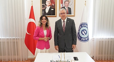 Egeli akademisyen İngiltere’de yapay zeka üzerine araştırma yapacak