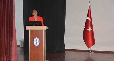  EÜ’de “Benim En Büyük Eserim Türkiye Cumhuriyetidir” konferansı