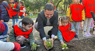 Gençlik Parkı miniklerle “çiçek” gibi oldu