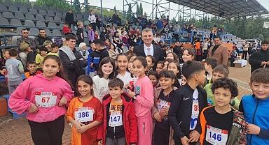 Gölcük'te Cumhuriyet Coşkusu Sporla Birleşti