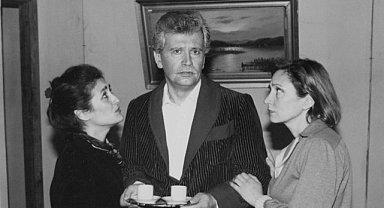 İBB Şehir Tiyatroları Suphi Tekniker'i Kaybetmenin Derin Üzüntüsünü Yaşıyor