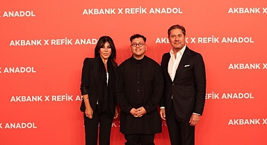 İş ve Sanat Dünyası Refik Anadol’un Akbank’a Özel Eserinin Açılışında Buluştu
