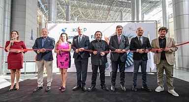 İZKİTAP – 4. İzmir Kitap Fuarı kapılarını açtı