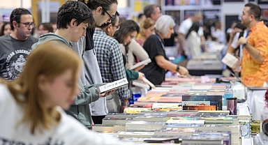 İZKİTAP kitapseverlerle buluşmak için gün sayıyor