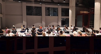 Kadınlar hem spor yapıyor hem sosyalleşiyor