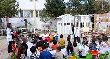 Kahramankazan Belediyesi Kreş ve Gündüz Bakımevi'nde yöresel lezzetler etkinliği düzenlendi.