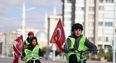 Konya Büyükşehir’in “Güvenli Okul Yolları Projesi”nde 29 Ekim Coşkusu