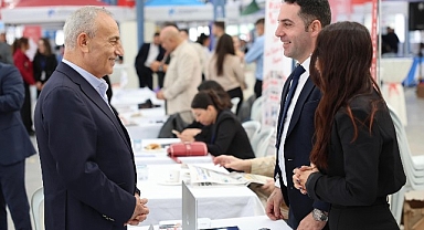 Küçükçekmece Belediyesi İş Arayan ve İşverenler Arasında Köprü Oldu