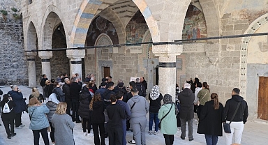 Meryem Ana Kilisesi Yerli ve Yabancı Turistleri Ağırlıyor