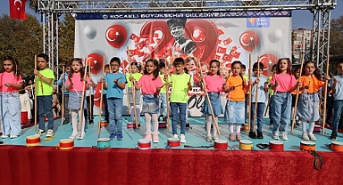 Minikler Cumhuriyet Bayramını coşkuyla kutladı
