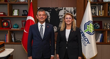 Özgür Özel'den Başkan Ovalıoğlu'na Hizmet Övgüsü