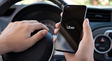 Uber, yaz boyunca 135 farklı ülkeden Türkiye’ye gelen turistlere Uber Taksi ile hizmet verdi