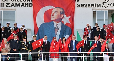 Urla'da Cumhuriyet Bayramı Coşkusu