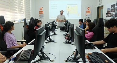 Zeytinburnu Gençleri 3D Dünyasını Keşfediyor! Ücretsiz Atölye Kayıtları Başladı..!