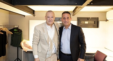 Ali Mahir Başarır ve Levent Üzümcü katılımıyla İzmir Şehir Tiyatroları’nda perde öğretmenlere özel açıldı