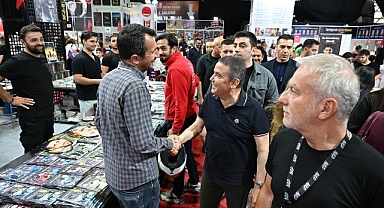 Antalya Kitap Fuarı'nı 1 milyon 56 bin kişi ziyaret etti