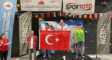 Ay Yıldızlı Forma ile Ülkemize Altın Madalya Kazandıran Mustafa Sacit Sümer Balkan Şampiyonu Oldu