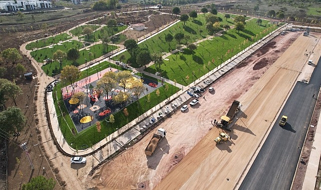 Başiskele Millet Bahçesi gün sayıyor; Mahmut Çavuş Caddesi trafiğe açıldı