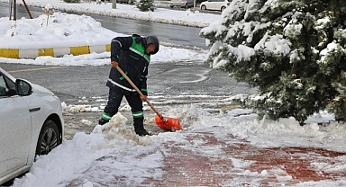Başkan Arı “Nevşehir’de Kar Mesaimiz Aralıksız Sürüyor”