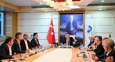 Başkan Böcek muhtar temsilcileriyle bir araya geldi