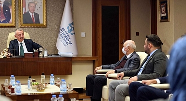 Başkan Büyükakın DSP İl yönetimini ağırladı