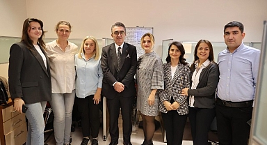 Başkan Hasan Mutlu, bu kez de çağrı merkezinde çalıştı