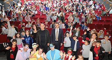 Başkan Kırgöz çocukları unutmadı