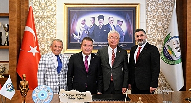 Başkan Muhittin Böcek Serik'te