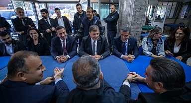 Başkan Tugay Atatürk için düzenlenen hayır yemeğine katıldı 