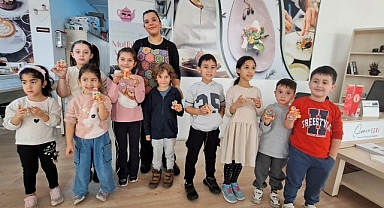 Bornova Belediyesi’nden minik şeflere ara tatil atölyesi