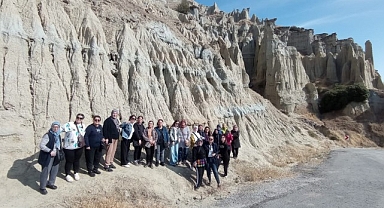 Büyükşehir’den İşitme Engelli Vatandaşlara Kula Gezisi