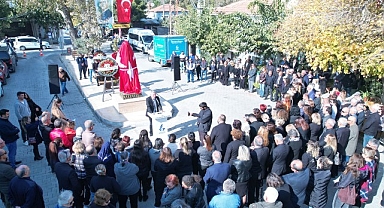 Çamlı’ya Ata’nın Yeni Heykeli Dikildi