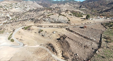 Doğançaylı arıcılar istedi Başkan Tugay talimatı verdi Yanan araziler bal ormanıyla küllerinden doğuyor