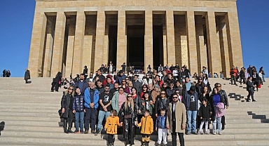 Engelsiz Yaşam Merkezi Kursiyerleri Ata'nın Huzuruna Çıktı
