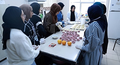 Geleceğin anneleri mutfakta becerilerini sergiledi