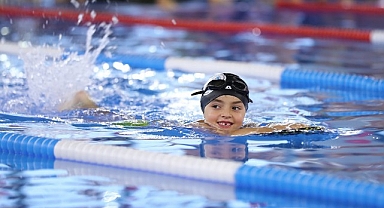 Genç Yüzücüler Aliağa’da Atatürk Anısına Yarışacak