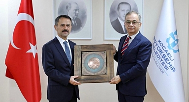 Genel Sekreter Baraçlı, Vali Aktaş'ı ağırladı