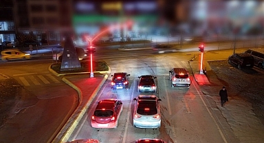 Gölcük'e modern sinyalizasyon sistemi