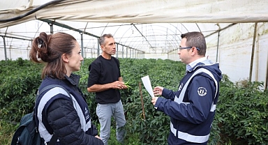 İBB, kentin üreticilerine tohum, fide desteğinin yanında toprak kalitesini ölçerek de destek oluyor