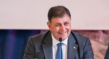 İzmir Büyükşehir Belediye Başkanı Tugay: Kamu alanının özel mülkiyete verilmesine izin vermeyeceğiz