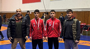 Kahramankazan Belediyespor Güreş Takımı, Ankara Okullar Arası İl Şampiyonası'ndan madalyayla eve döndü