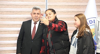 Kandıra Şehit Yavuz Sonat Güzel Mesleki ve Teknik Anadolu Lisesi Öğrencilerinden Başkan Ölmez’e Ziyaret