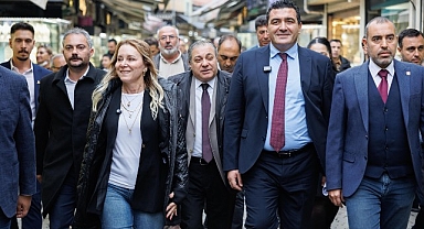 Karasu ve Mutlu sokakta halkın nabzını tuttu